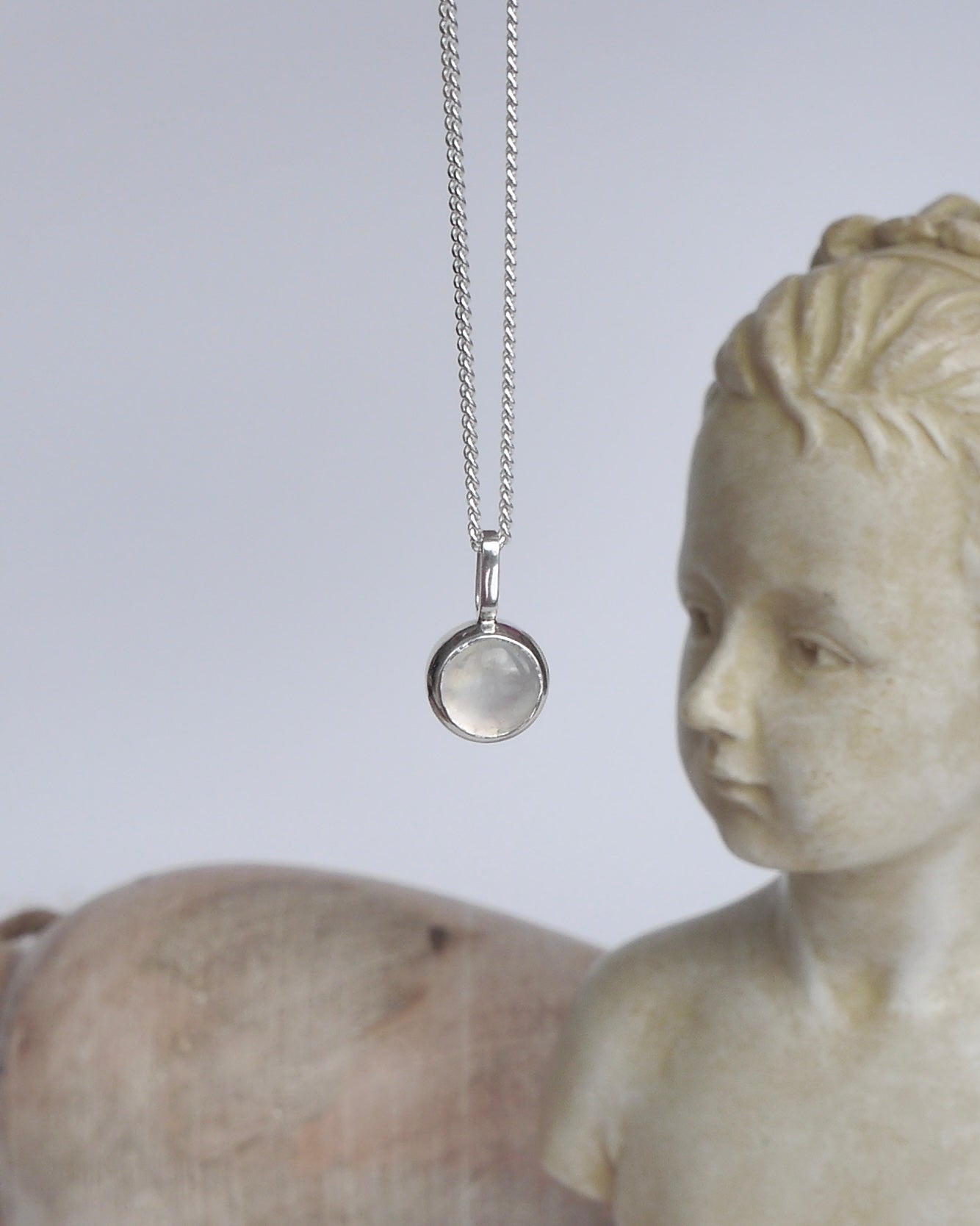 rainbow moonstone pendant